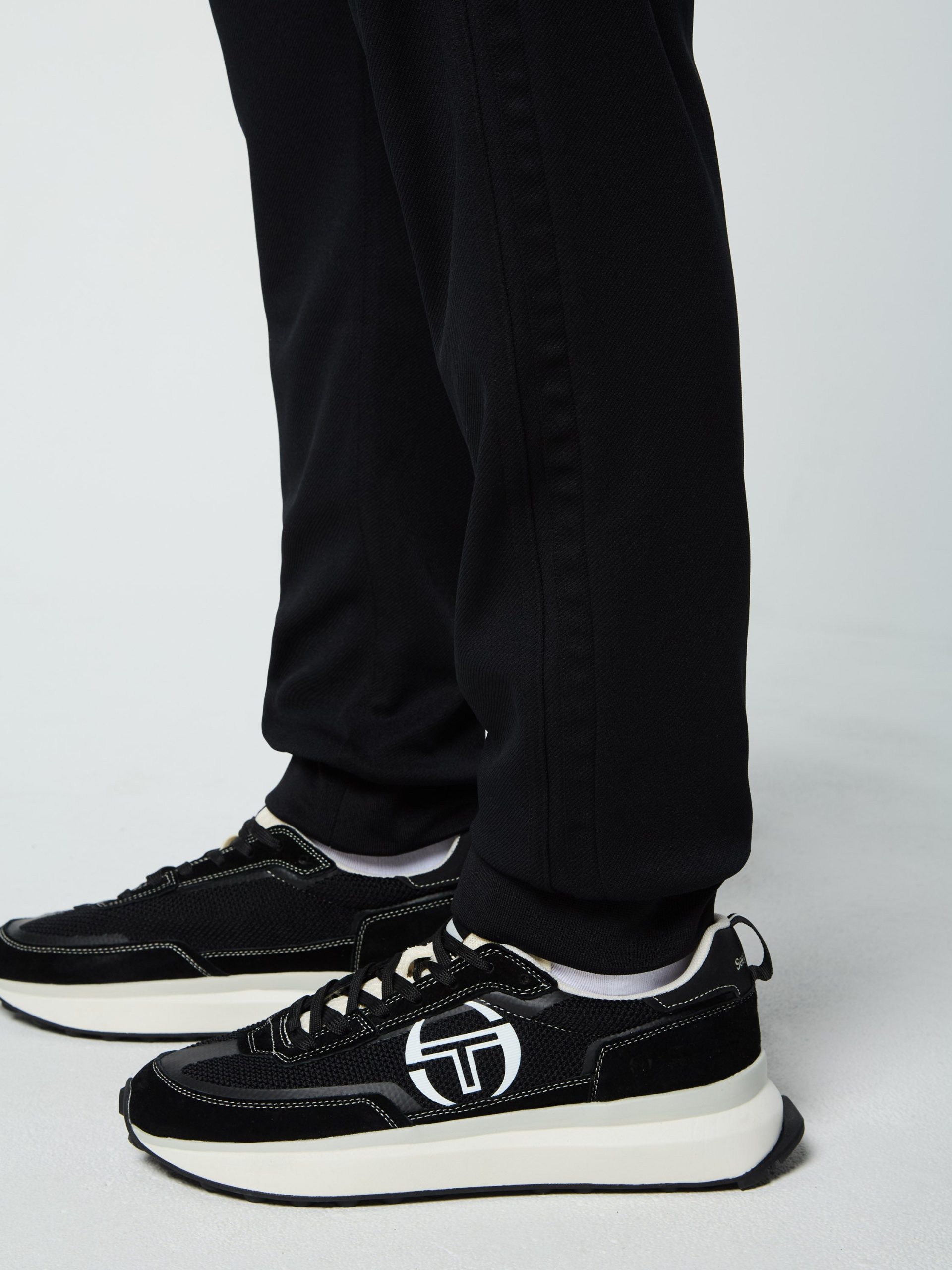 Damarindo Track Pant Archivio- Black/ Black - Image 11